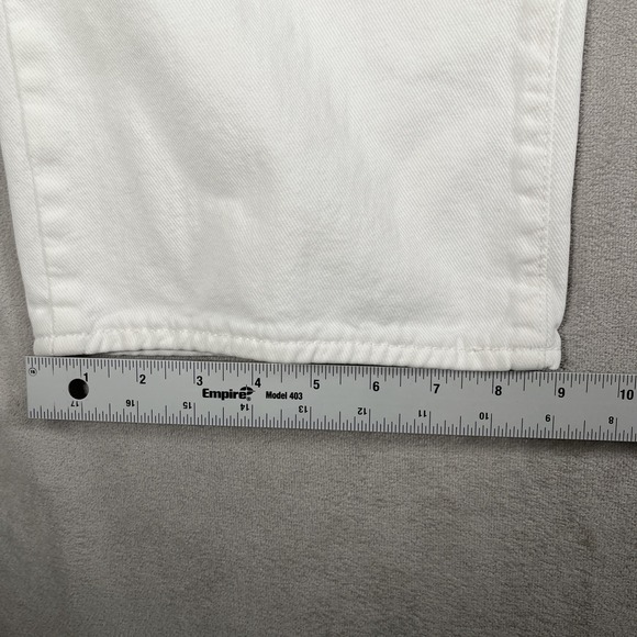 Ralph Lauren Cropped Saturday Jean Women's size 31/12 White Straight Leg - Picture 9 of 9